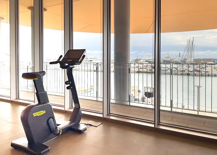 Waterfront 2 * Janov