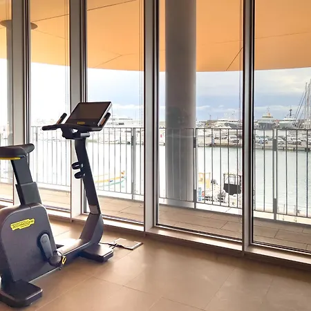 Waterfront 2 * Genua