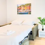 Apartment Waterfront 2 *